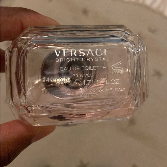 Versace Bright Crystal Eau de Toilette - Clear and Pink - Picture 2 of 3